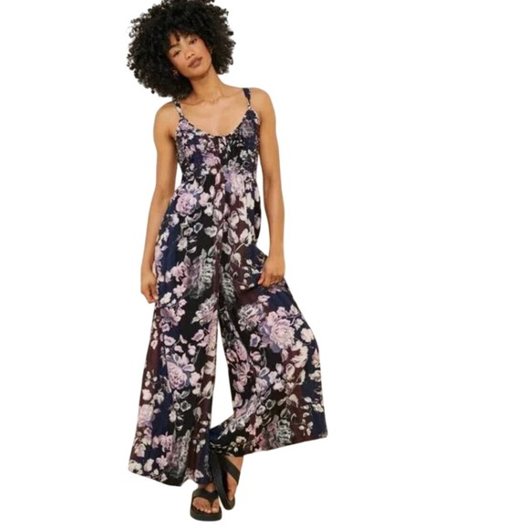 Free People Melrose Floral Jumpsuit Size XS - Picture 1 of 11